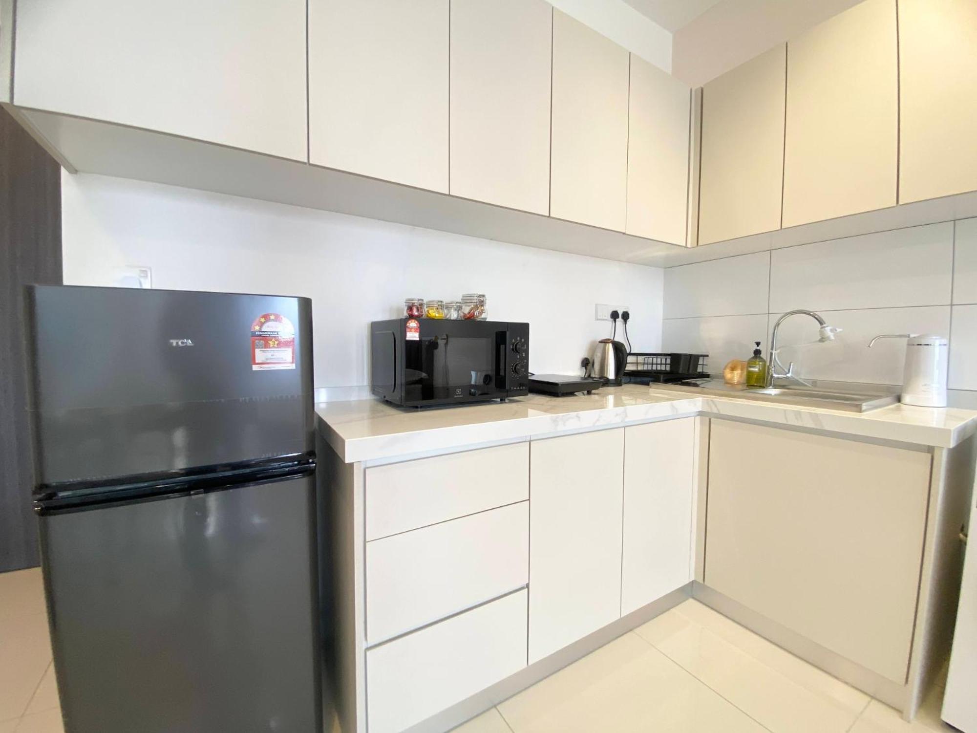 Highpark Suites Kelana Jaya, Petaling Jaya By Sleepy Bear Exterior foto